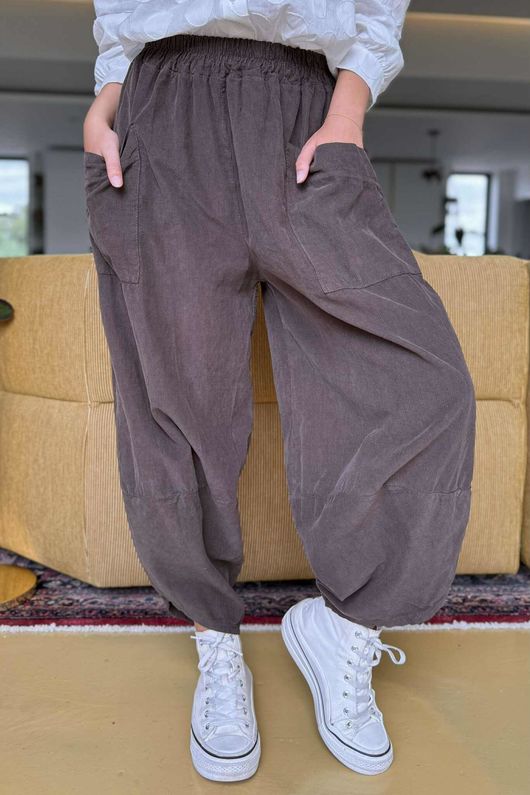 Made in Italy Bateau Needlecord Shelby Cocoon Pant Chocolate -