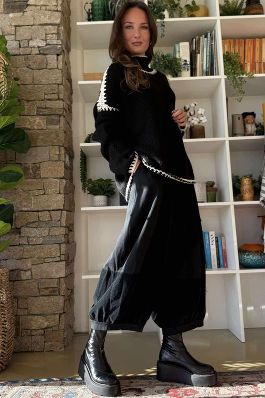  Big Softie Whipstitch Knit Jumper Black /1 ** 