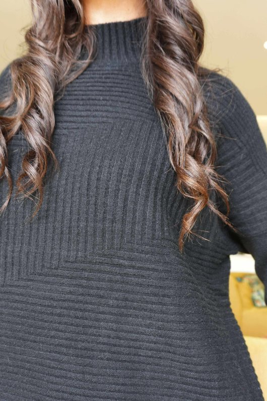 Charli Turtle Ribby Knit Top Black /10=