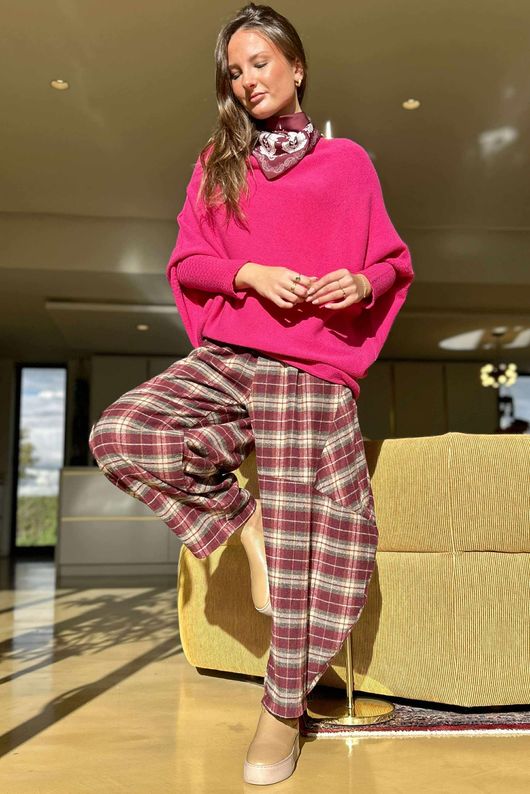 Huggle Asymmetric Draped Knit Jumper Geranium /10=