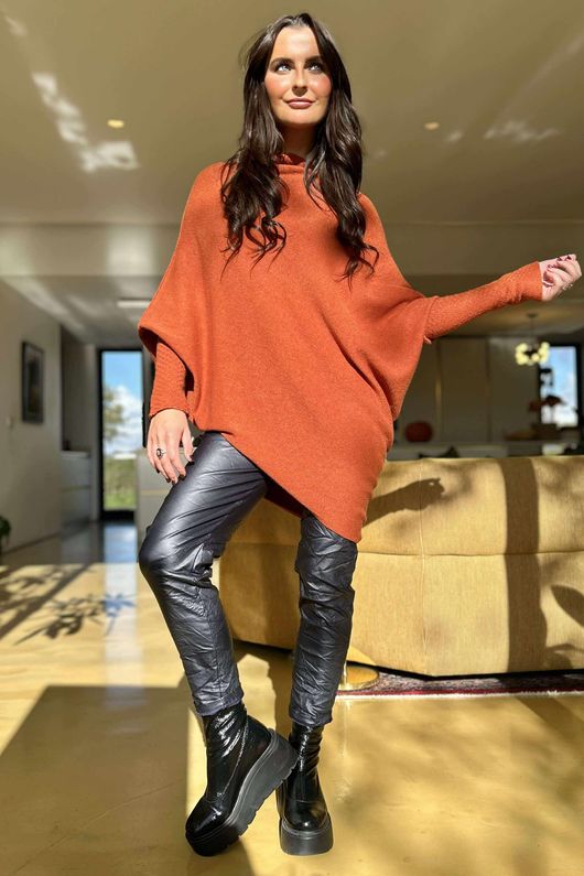 Huggle Asymmetric Draped Knit Jumper Sienna /10=
