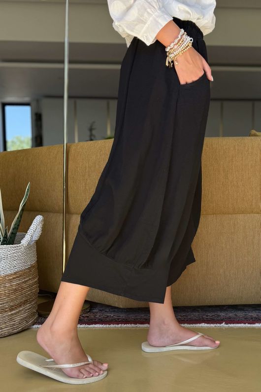 Made in Italy Jo Jo Quirky Hopsack Crop Pant Black 