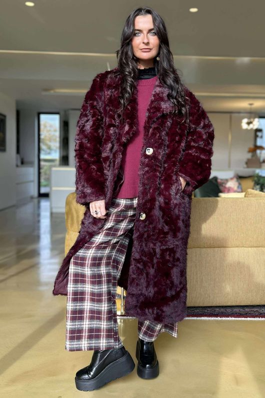 Meridith Button Side Knit Burgundy /23=