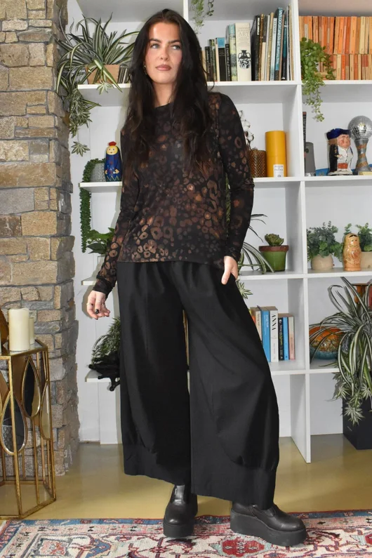 Mika Cashmere Blend Layering Top Leopard Black