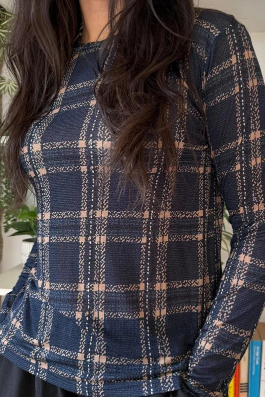 Mika Cashmere Blend Layering Top Plaid Navy