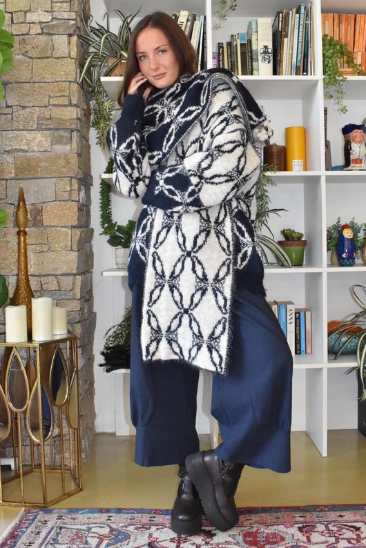 Moorland Lattice Scarf Navy