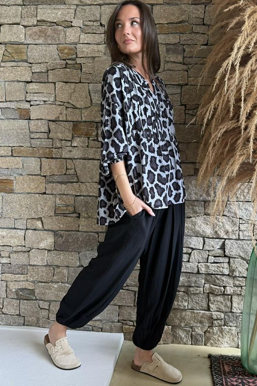 Nia Smock Blouse Leopard Black