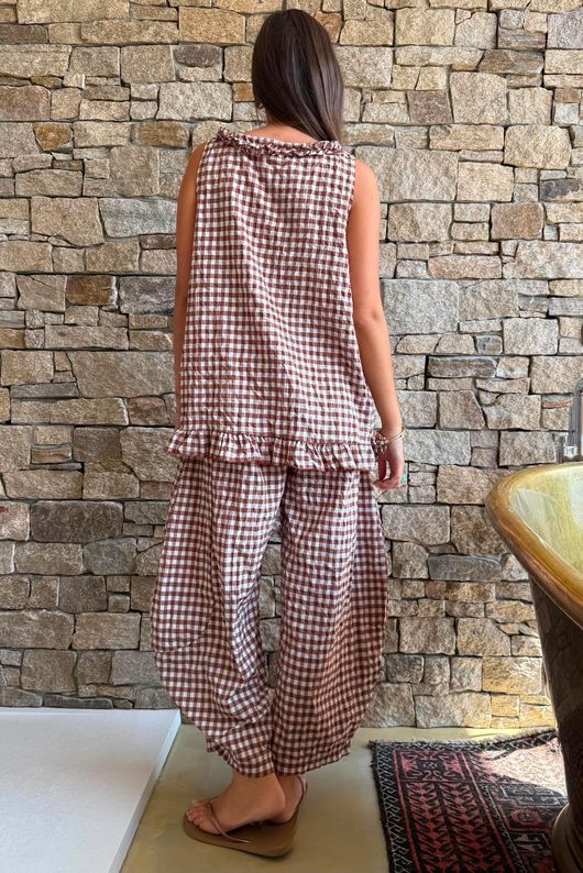 Nonni Gingham Ruffle Front Tank Chestnut