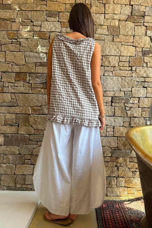 Nonni Gingham Ruffle Front Tank Mocha