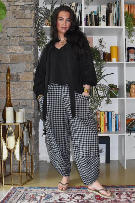 Nonni Gingham Shelby Barrel Pant Black