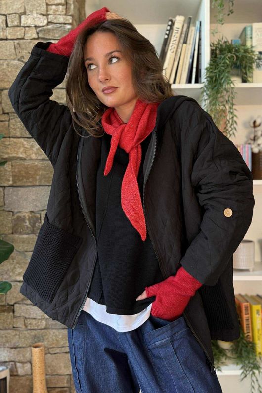 Nora Triangle Knit Scarf Rouge