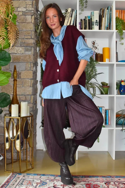 Oliver Knit Waistcoat Burgundy