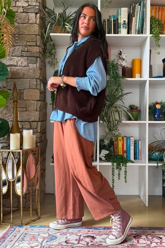Oliver Knit Waistcoat Chocolate