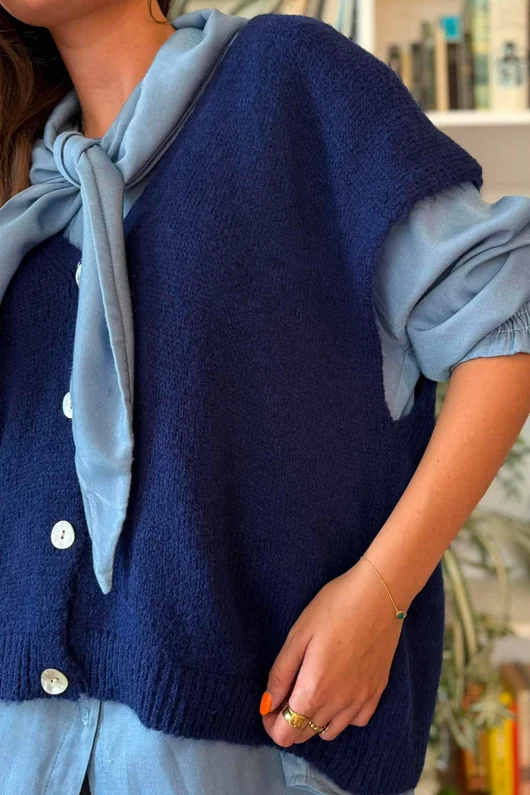 Oliver Knit Waistcoat Navy