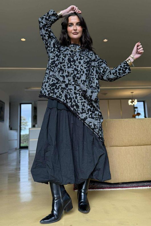 Oscar Jaques Asymmetric Top Black /6 