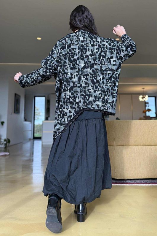 Oscar Jaques Asymmetric Top Black 