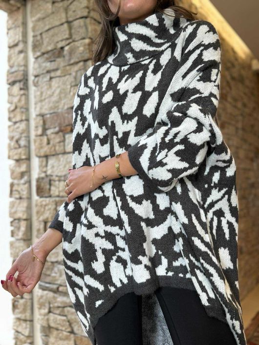 Oslo Animal Dip Back Knit Graphite