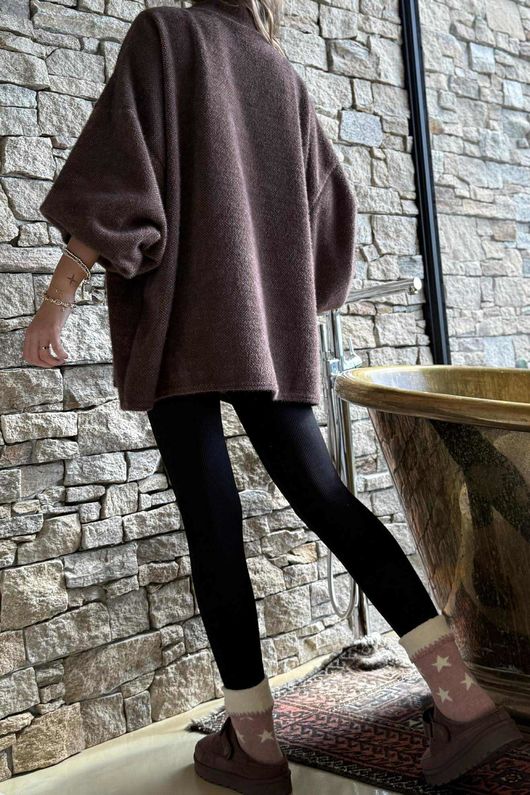 Oversized Buzz Knit Chocolate