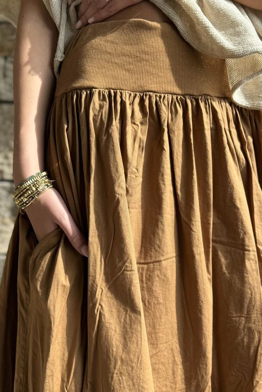 Paloma Bubble Hem Midi Skirt Hazelnut