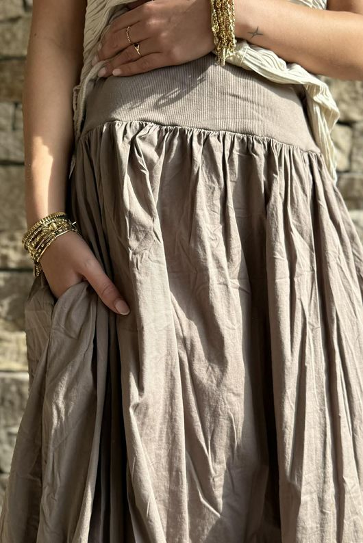 Paloma Bubble Hem Midi Skirt Mocha - 