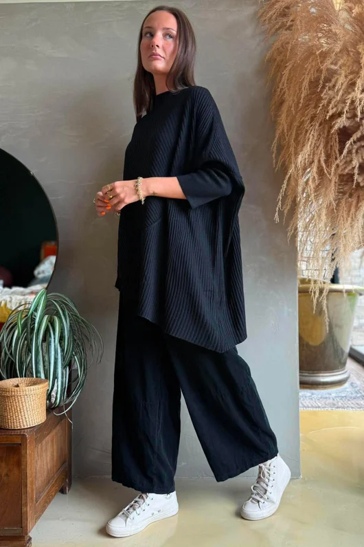 Paloma Oversized Grunge Knit Black 