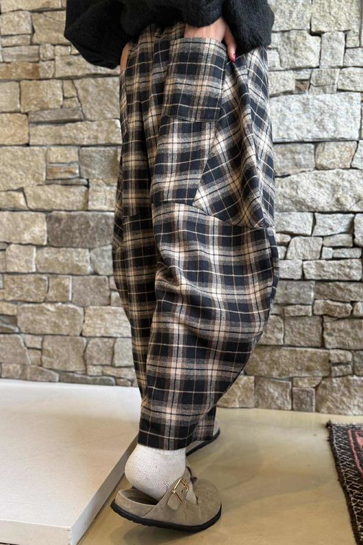 Patrick Plaid Brushed Cotton Barrel Pant Black