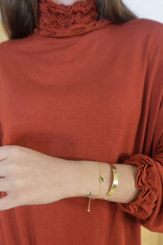 Perfect Layering Ruffle Neck Top Rust