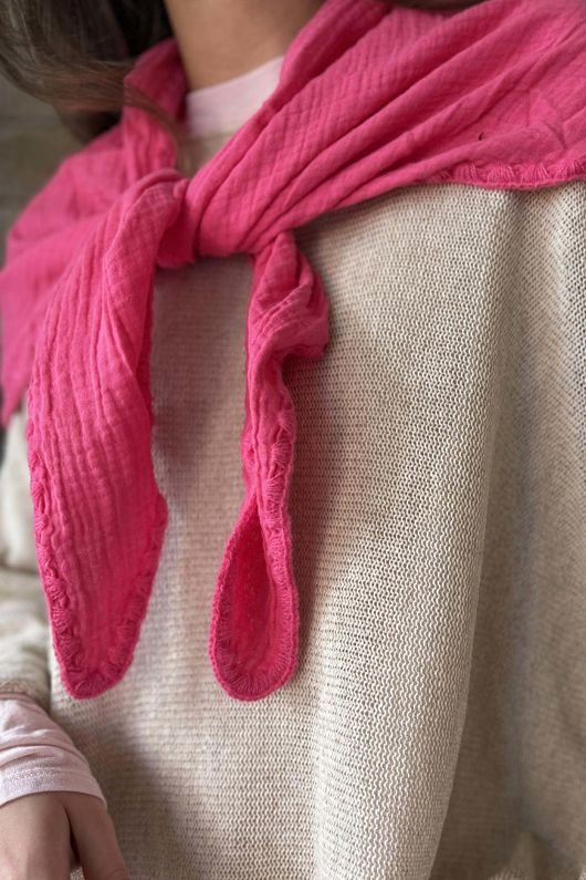 Pia Whipstitch Neckerchief Hot Pink /20=