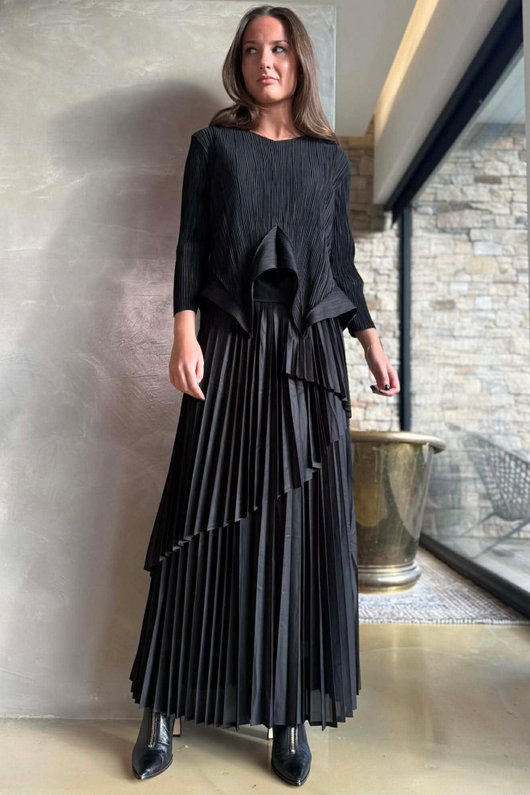 Presley Pleats Top & Skirt Set Black /30/30=