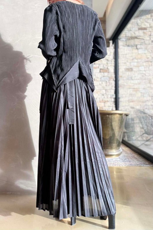 Presley Pleats Top & Skirt Set Black /30/30=