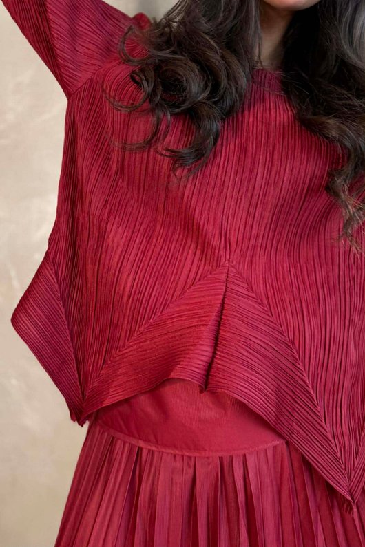 Presley Pleats Top & Skirt Set Burgundy /30/30=