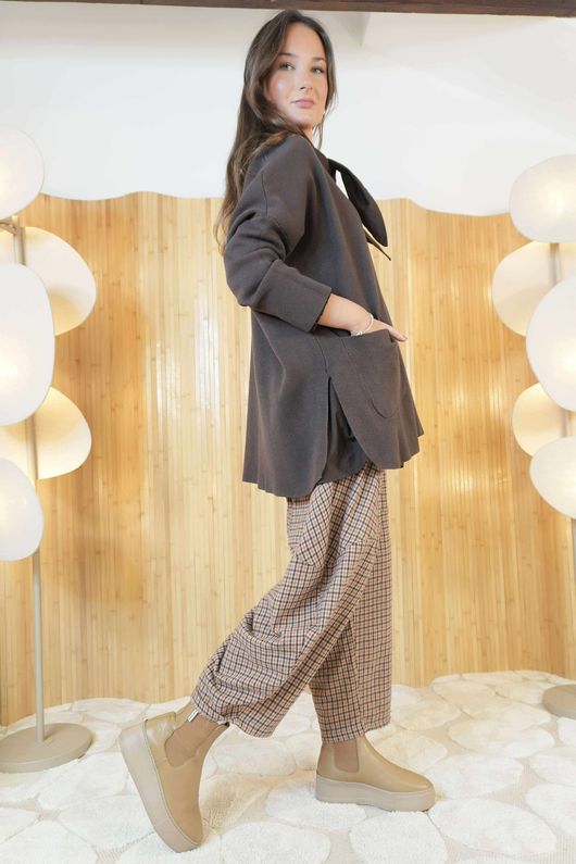 Purdy V Neck Luxury Blanket Knit Chocolate