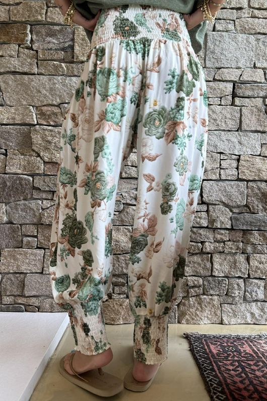 Ren Cabbage Rose Bloomer Pant Moss