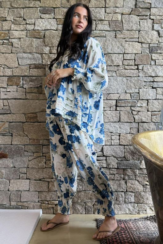 Ren Cabbage Rose Smock Cottage Blue