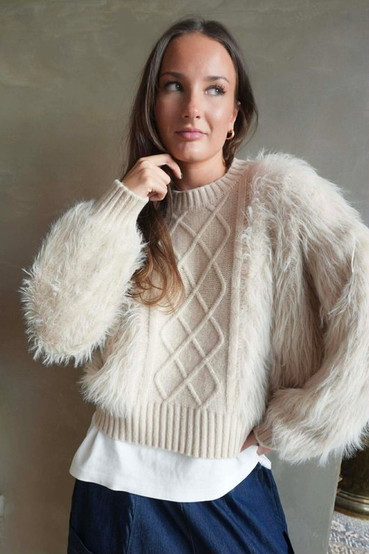 Rhona Country Shaggy Knit Jumper Stone /10=