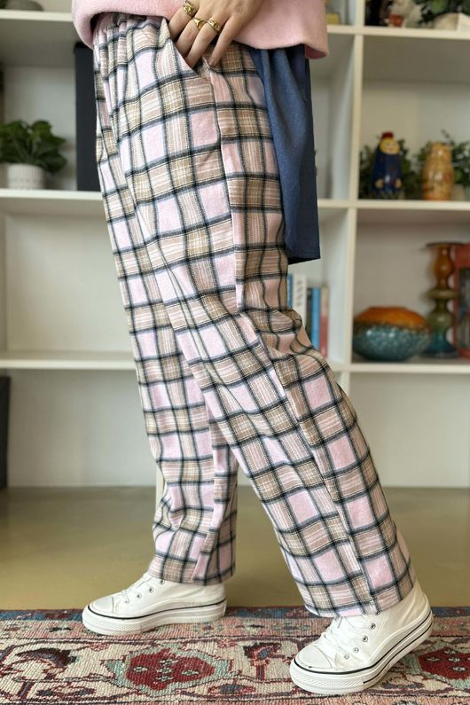 Rhona Plaid Brushed Cotton Kick Pant Pink 