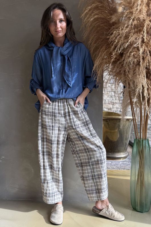 Santa Fe Check Relaxed Barrel Pant Mocha