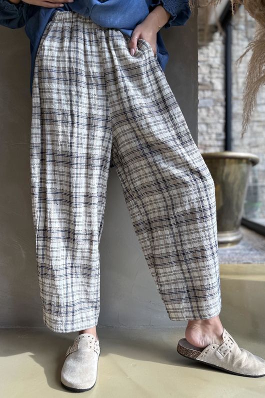 Santa Fe Check Relaxed Barrel Pant Mocha
