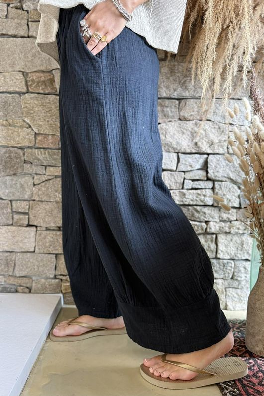 Santos Cushion Cotton Quirky Pant Black