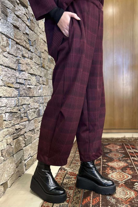 Highgrove Scuba Barrel Pant Burgundy