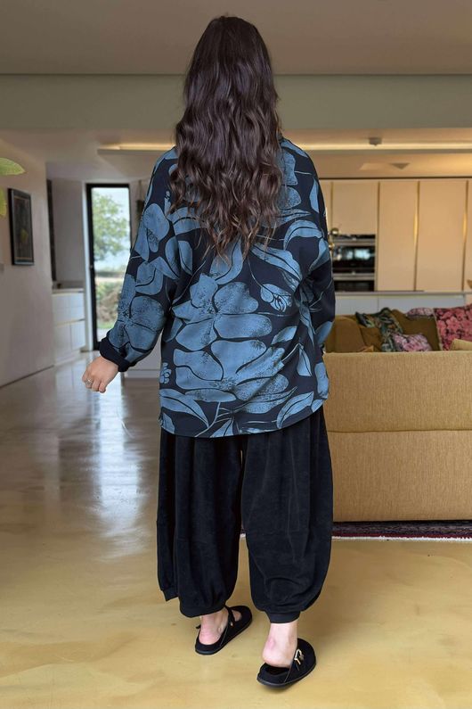 Shadow Bloom Sweatshirt Black
