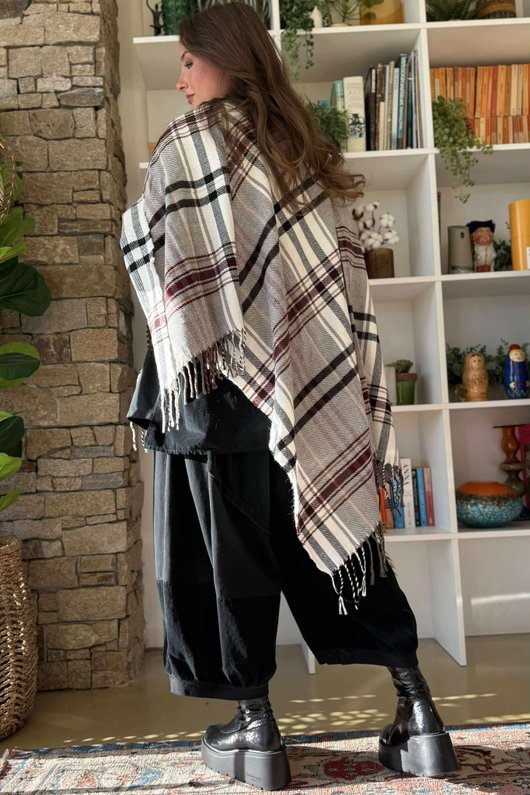 Shetland Plaid Shawl Print 2