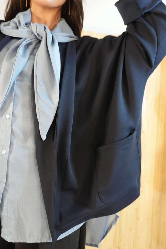 Soft Tech Jersey Relaxed Blazer Navy /4=