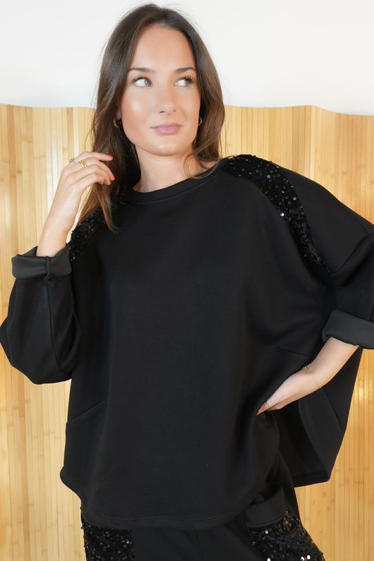 Soft Tech Sequin Scoop Top Black /9=