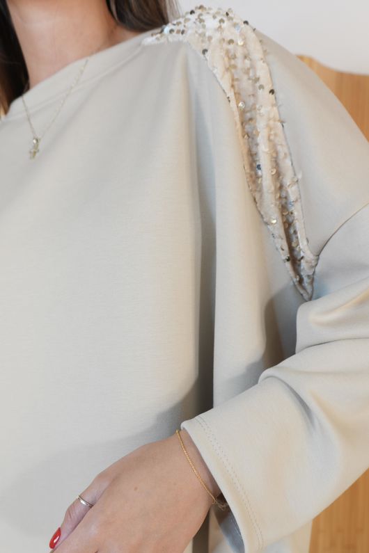 Soft Tech Sequin Scoop Top Stone /14=