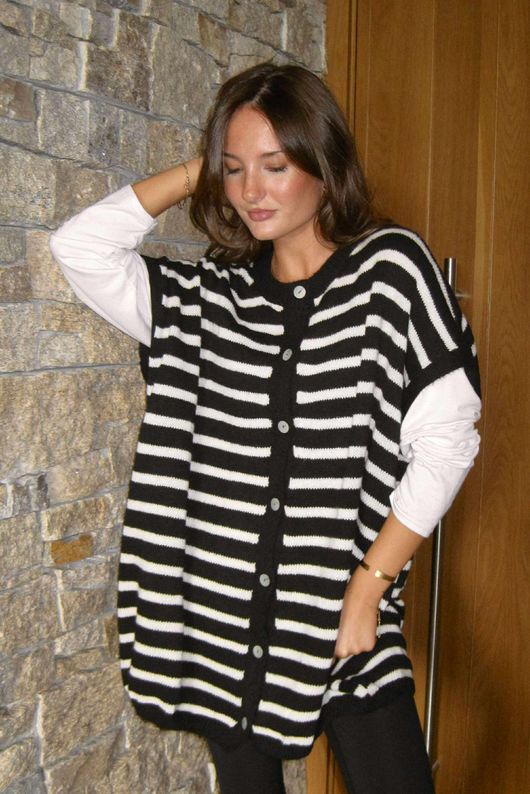 Hoxton Stripe Gilet Black White /15