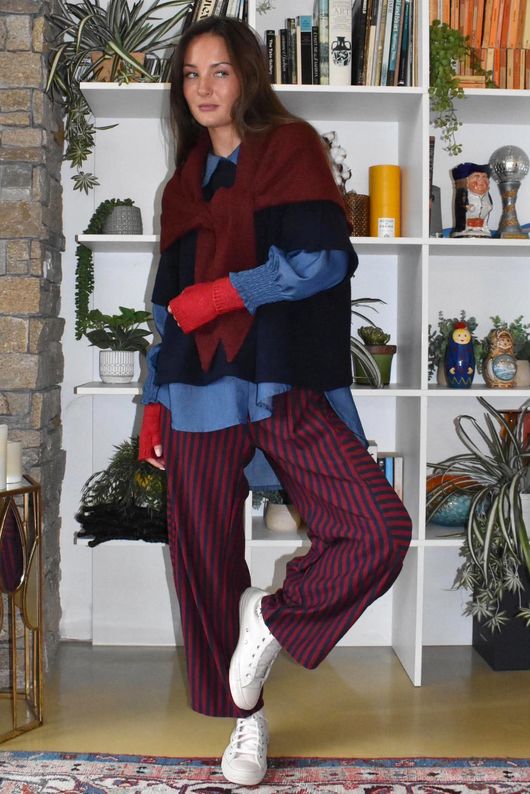 Sunday Morning 7/8 Barrel Pant Navy & Burgundy