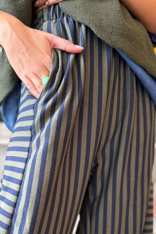 Sunday Morning 7/8 Barrel Pant Navy & Khaki