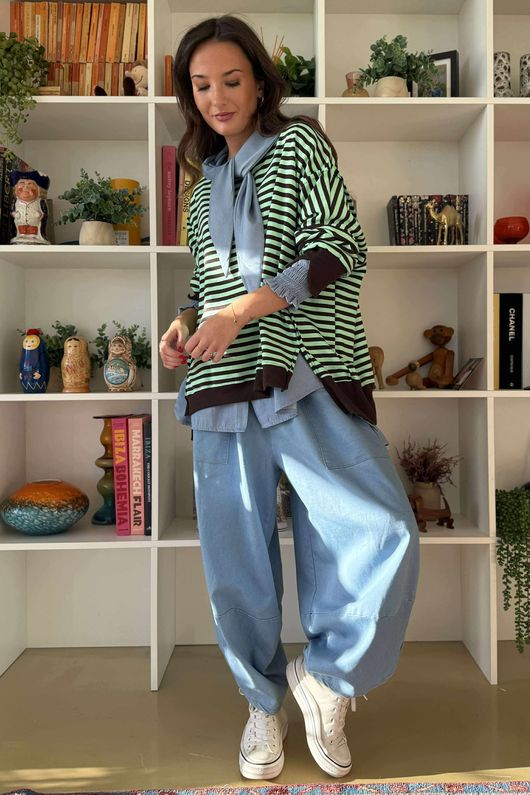 Sunday Morning Chill Sweatshirt Brown & Mint