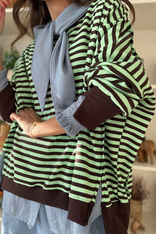 Sunday Morning Chill Sweatshirt Brown & Mint